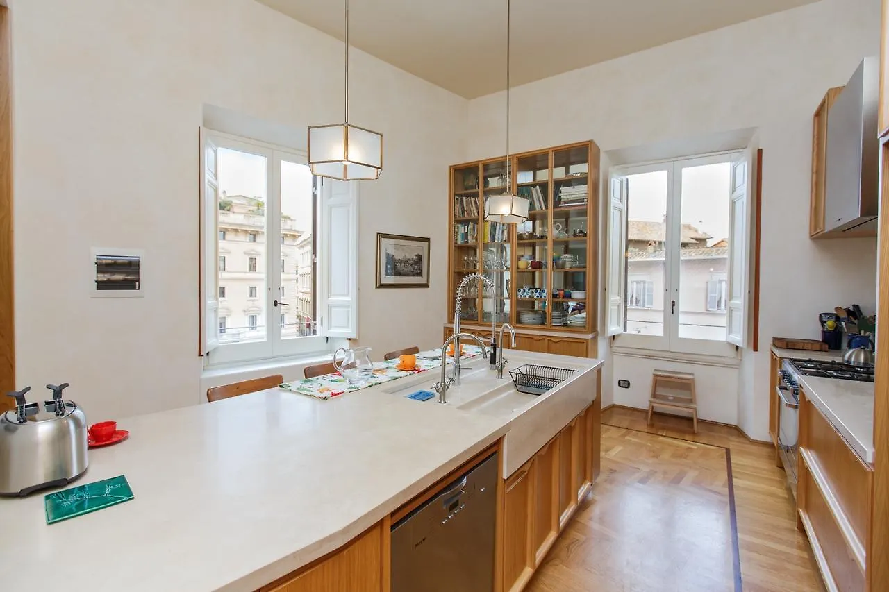 Habitat'S Navona 4Br Apartment Italy